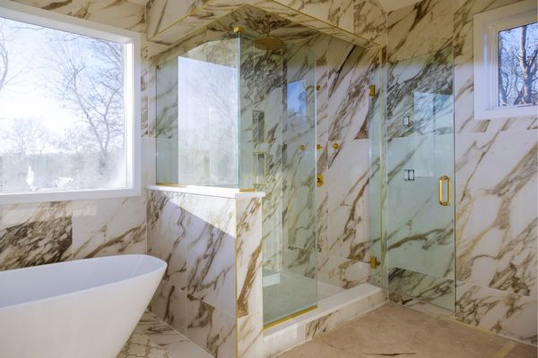 comment nettoyer une paroi de douche en plexiglas